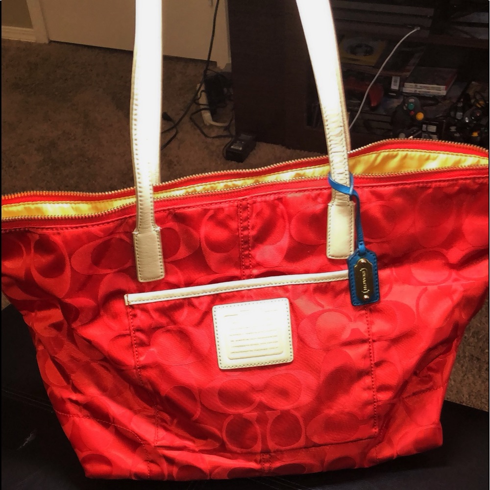 ⚡️SALE⚡️Coach Weekend Sig Nylon East/West Tote